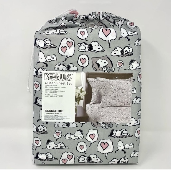Peanuts Snoopy QUEEN SIZE Valentine’s Day sheet set Gray white NEW - Picture 3 of 8